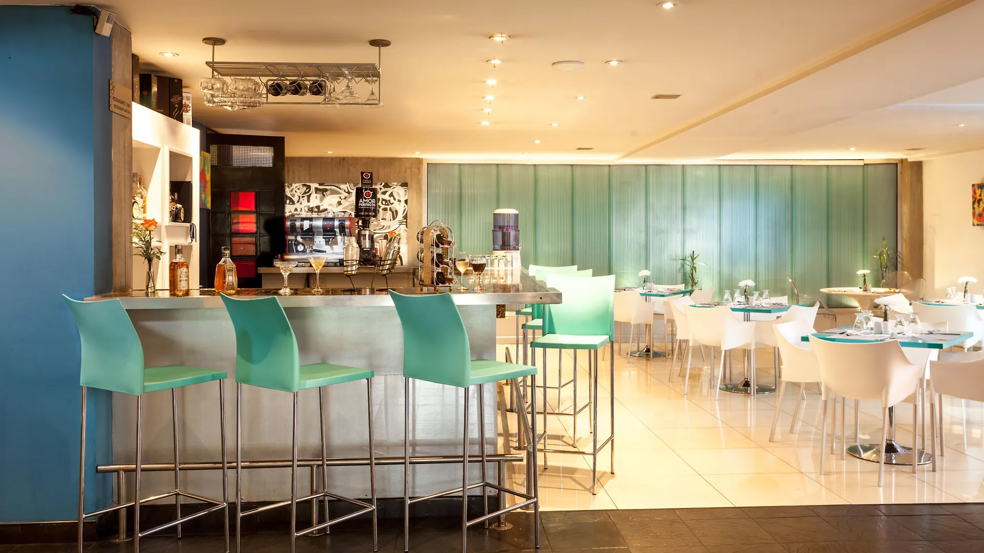 בוגוטה Hotel 104 Art Suites
