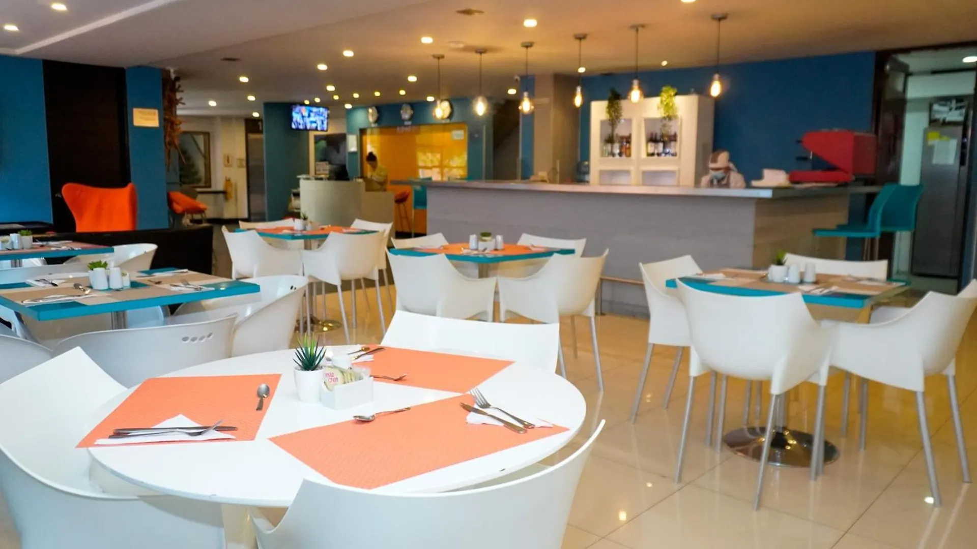 בוגוטה Hotel 104 Art Suites