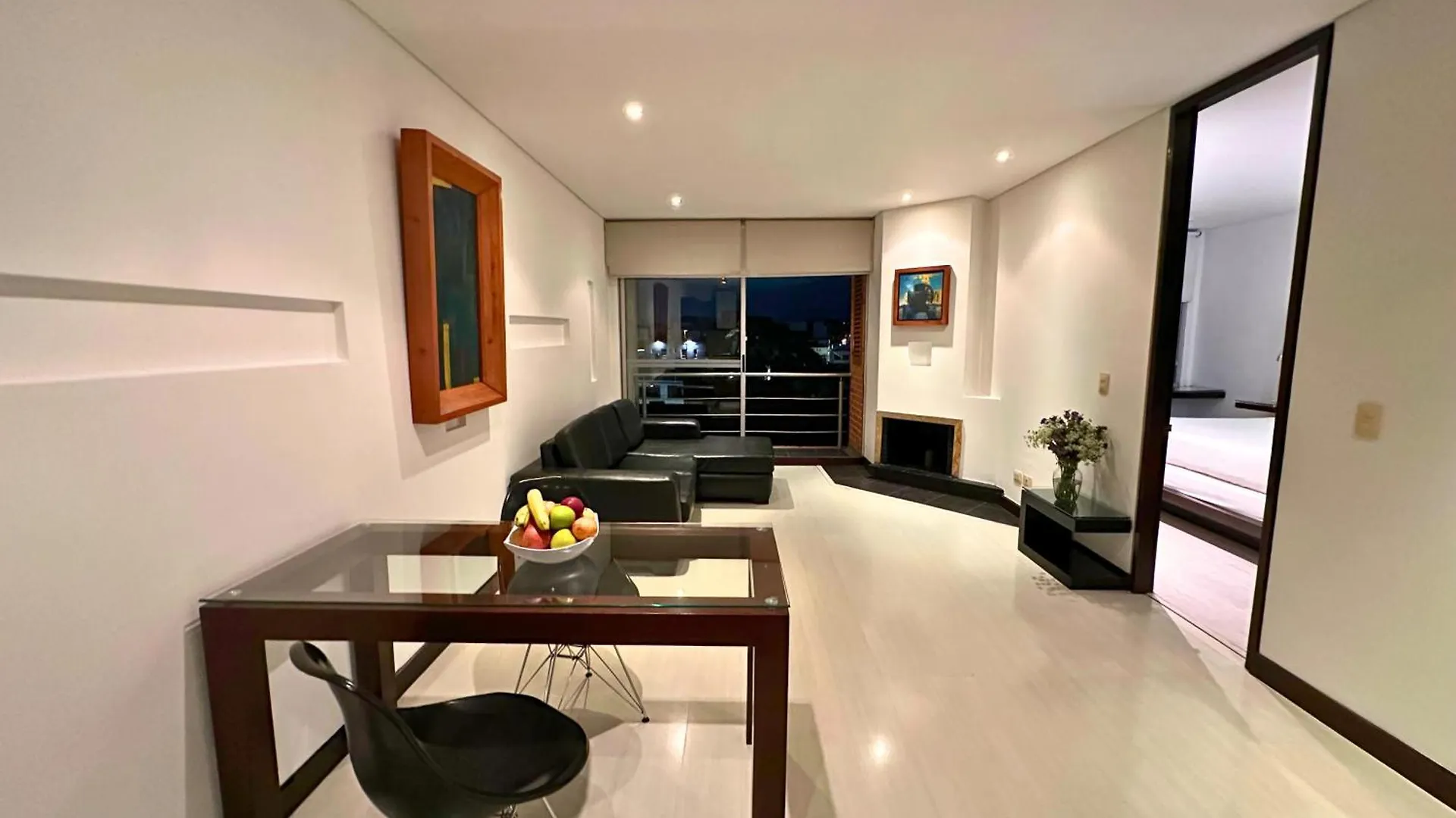 בוגוטה Hotel 104 Art Suites
